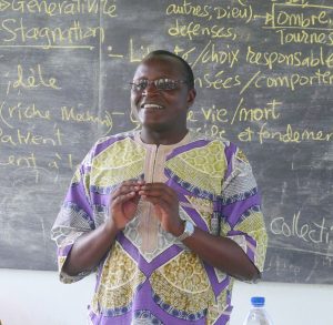 TRANSITION DANS LA VIE (Père James Kulwa Shimbala, SMA)